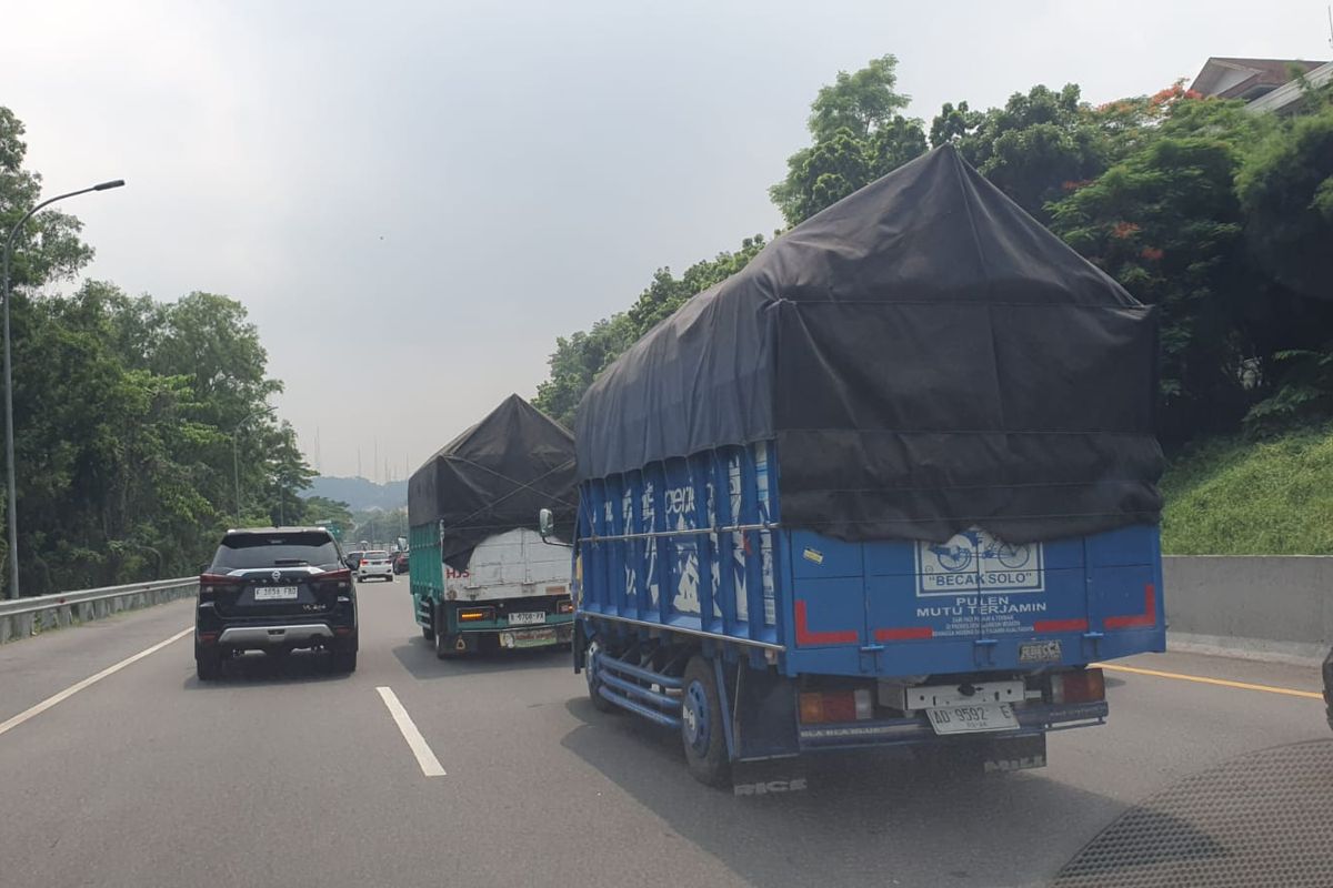 Truk Tronton Dilarang Masuk Kota Usai Palu IV Dibuka